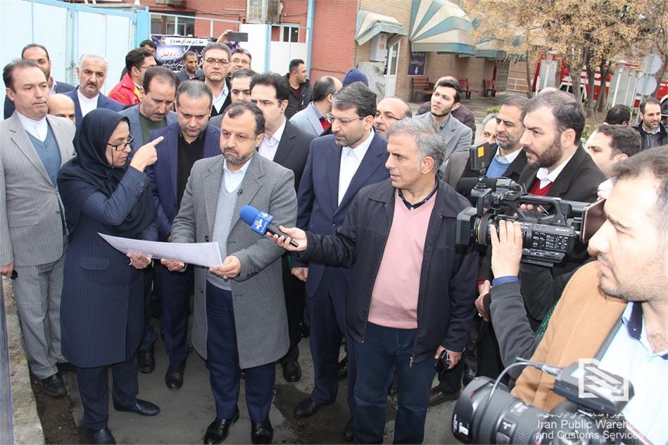 اجرایی شدن فرایند ابلاغ الکترونیکی در سامانه جامع گمرکی با حضور وزیر امور اقتصادی و دارایی در گمرک غرب و شرکت انبارهای عمومی