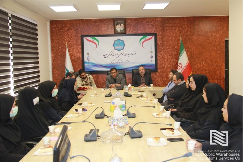 برگزاری مراسم تکریم بانوان همکار در سالروز ولادت حضرت زهرا(س)