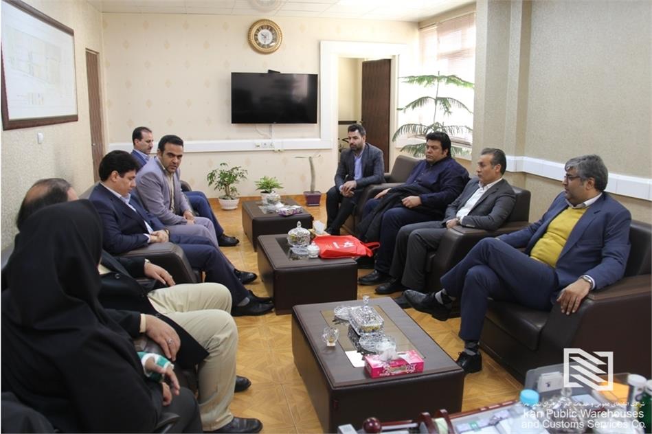 دیدار سرپرست شرکت انبارهای عمومی و خدمات گمرکی غرب با مدیرکل گمرک غرب