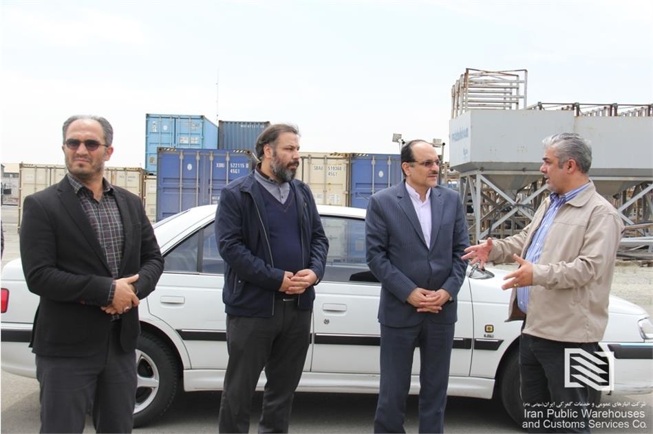 بازدید معاون حقوقی و امور مجلس ستاد مرکزی مبارزه با قاچاق کالا و ارز از شرکت انبارهای عمومی و خدمات گمرکی غرب
