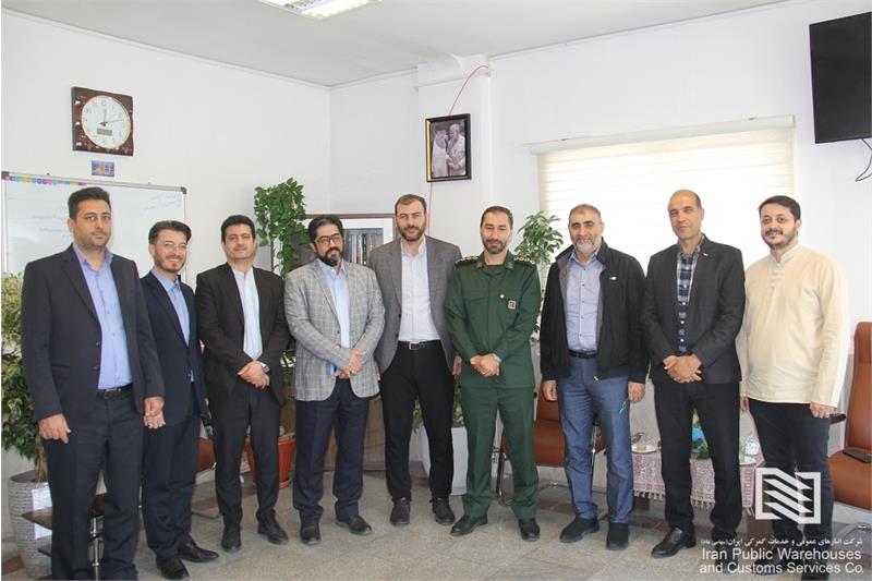 دیدار مدیرعامل شرکت انبارهای عمومی و خدمات گمرکی غرب با فرمانده بسیج کارگری و کارخانجات تهران بزرگ