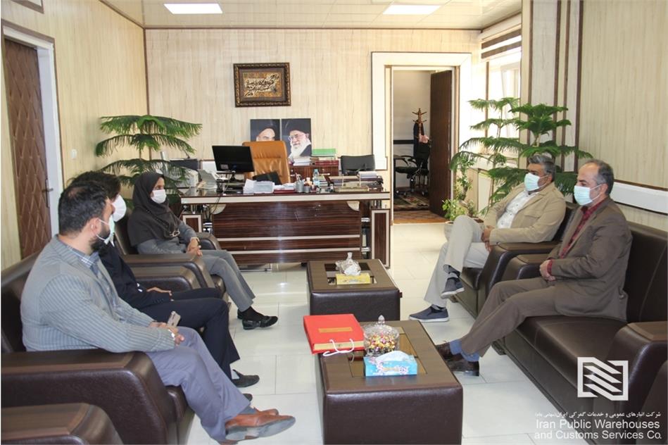 دیدار نوروزی مدیرعامل شرکت انبارهای عمومی و خدمات گمرکی غرب با مدیرکل گمرک غرب تهران