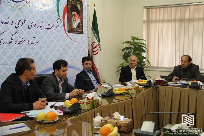 برگزاری جلسه هم اندیشی معاونان عملیات شرکت های تهران در شرکت غرب