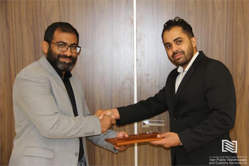 مدیرعامل شرکت انبارهای عمومی و خدمات گمرکی غرب: در آینده نزدیک شاهد افزایش سطح همکاری بین شرکت انبارهای عمومی غرب و بازرگانان بزرگ منطقه خواهیم بود